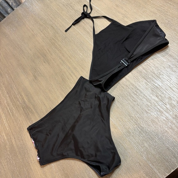 Floral Black Bikini Set - Picture 3 of 5